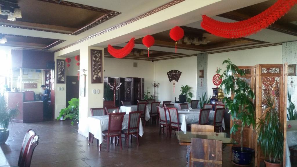 Motel Dhs - Chinese Restaurant Deva Exterior photo